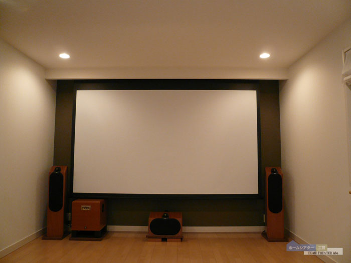 完全遮光が出来るシアタールームで本格的ホームシアターを堪能 ホームシアター工房