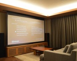 120インチ+7.1.2ch ドルビーアトモスリビングシアター