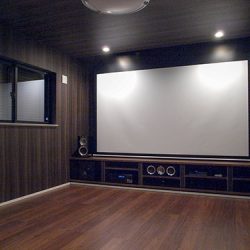 ホームシアターインストーラーの仕事225～リビングシアター？専用ルームシアター？