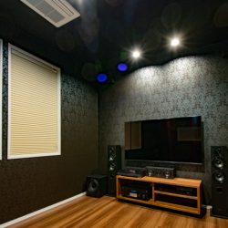 ホームシアターインストーラーの仕事269～専用ルームにてTVシアター